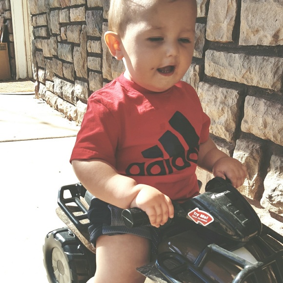 Meet your Posher, Mackenzie - Picture 3 of 8